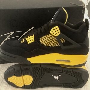 Air Jordan Retro (2023)